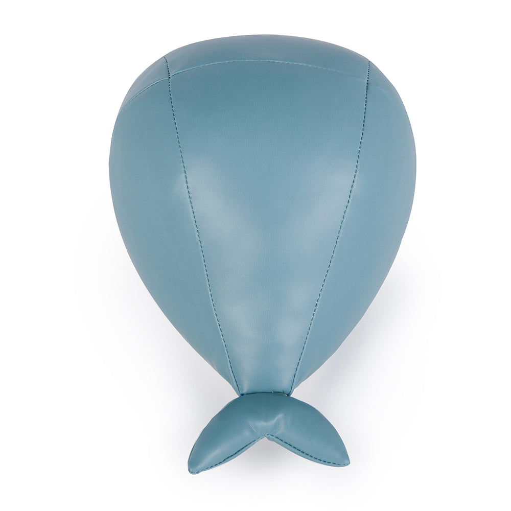 Μαντλίν η φάλαινα