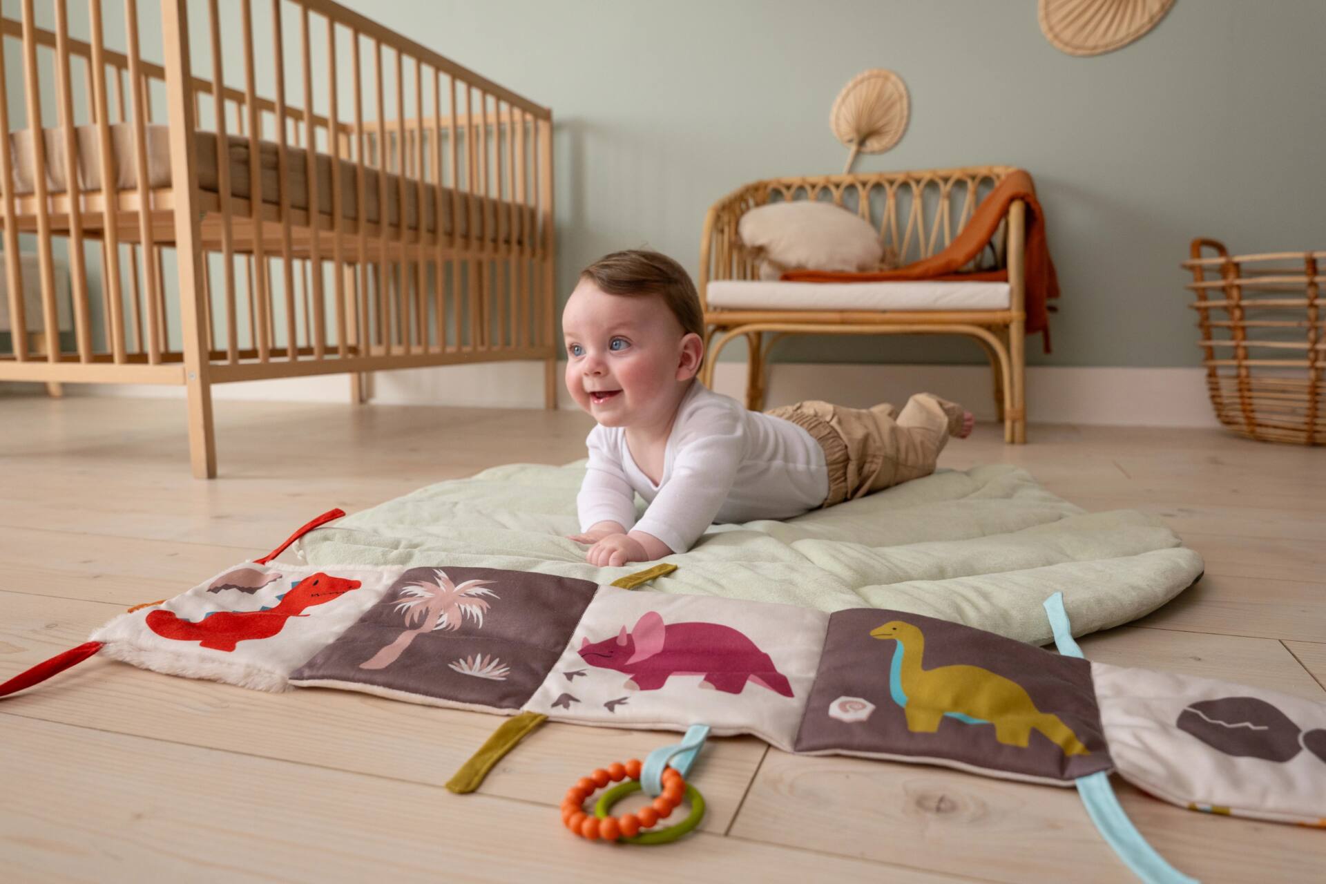 Baby To Love Μαλακό Βιβλιαράκι Δραστηριοτήτων Dino