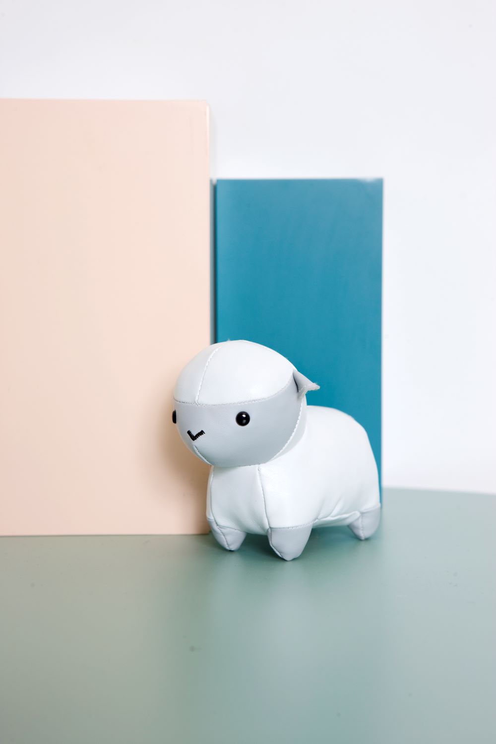 Σιμόν, το Προβατάκι