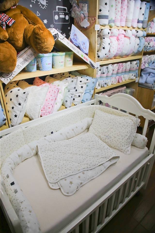 Minene Πολυχρηστικό Μαξιλάρι – Snuggly Snake Cotton Cream Stars