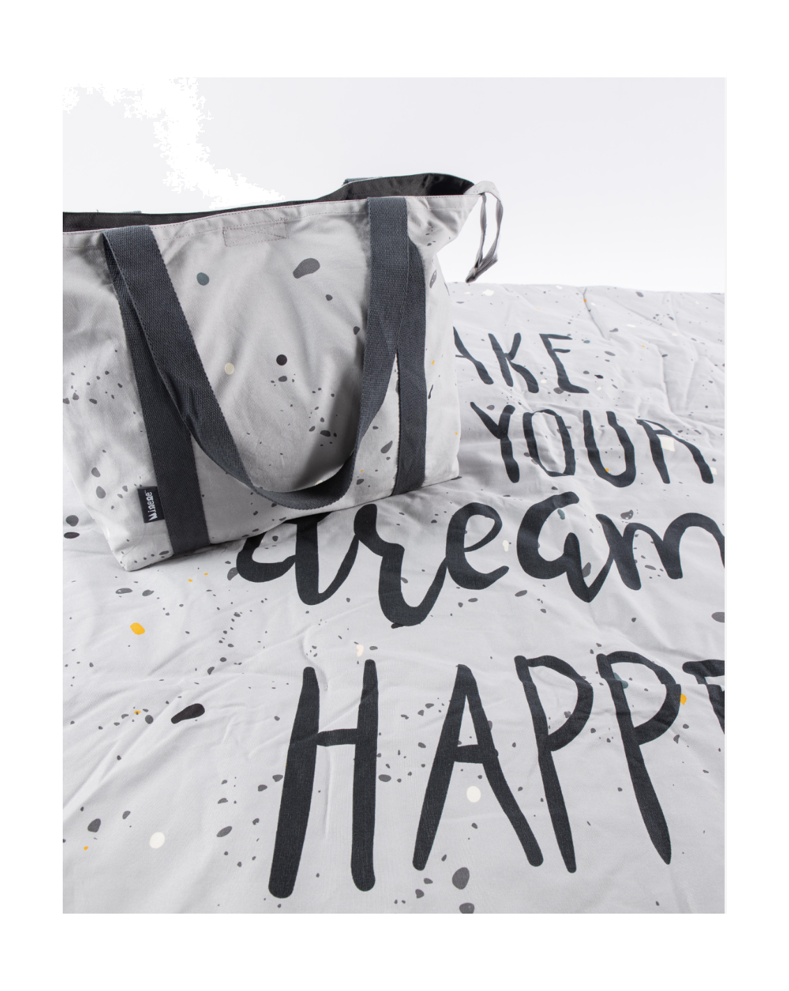 Minene – Picnic Blanket Dreams