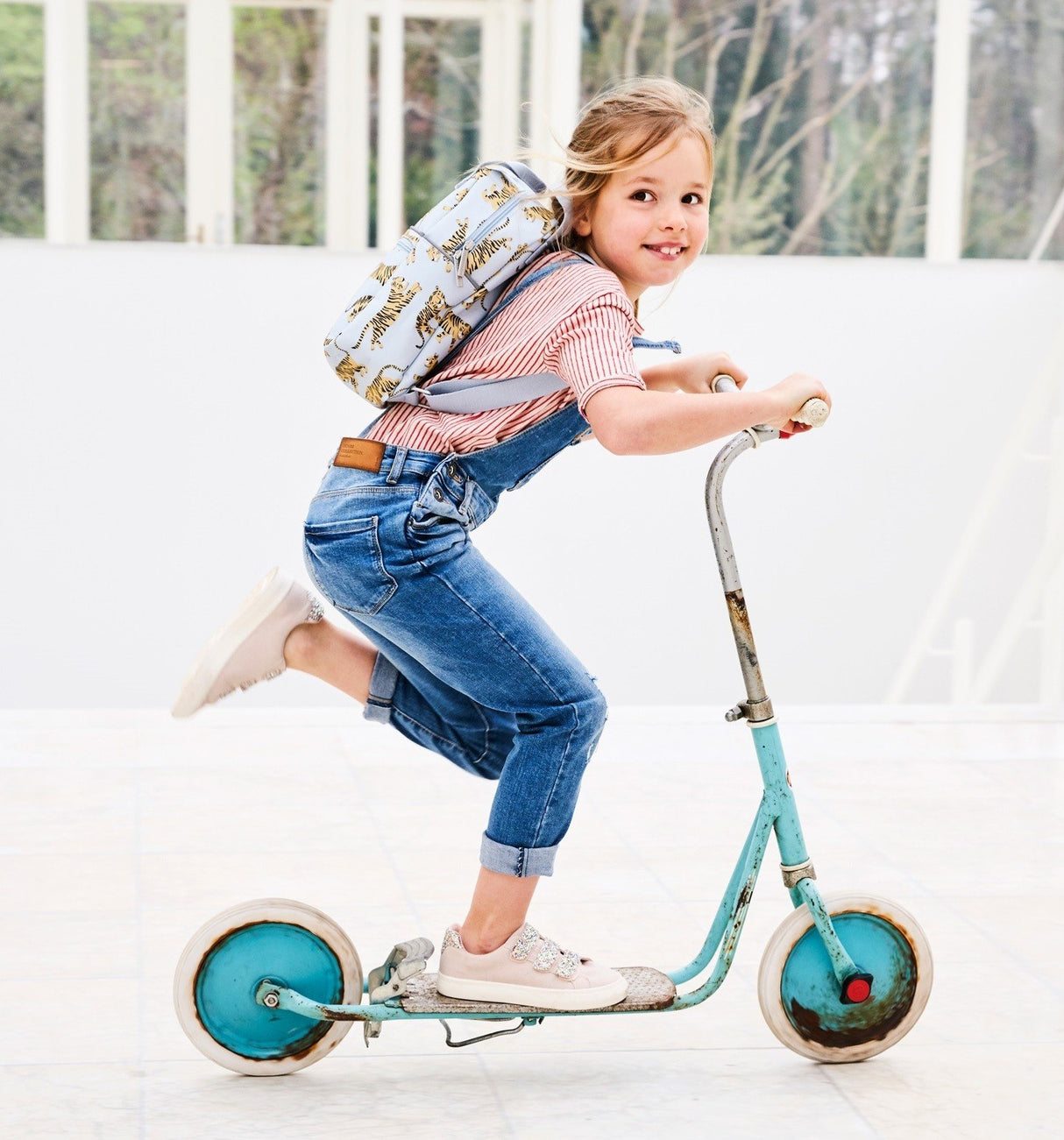 Petit Monkey – Backpack Tigers Grey