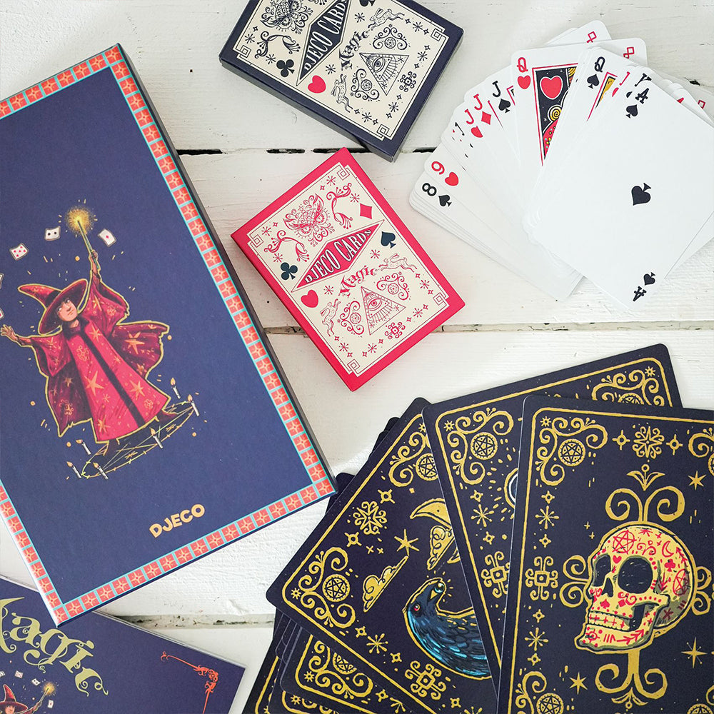 Djeco Επιτρ. Σετ 20 Τρικ Μαγ. Με Τράπουλες