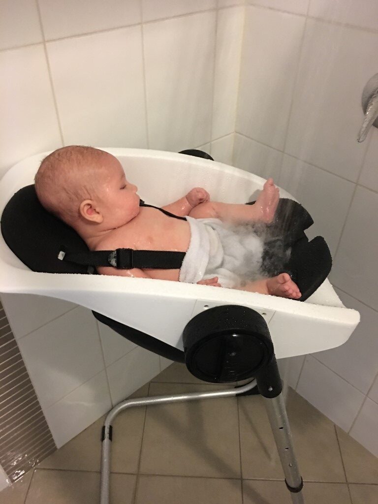 Charli Chair 2 σε 1 – Το μπανάκι για την ντουζιέρα