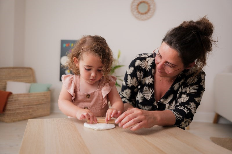 2 Magnetic Keepsakes - Μαγνητάκια Πατουσάκια