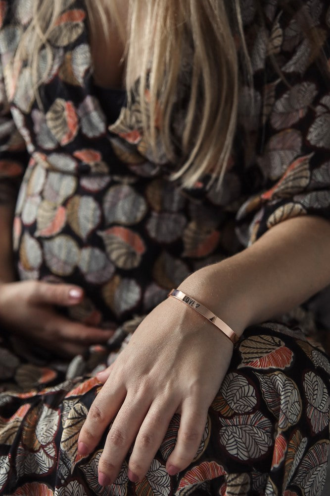 Proud Mama Βραχιόλι Χειροπέδα Love Rose Gold