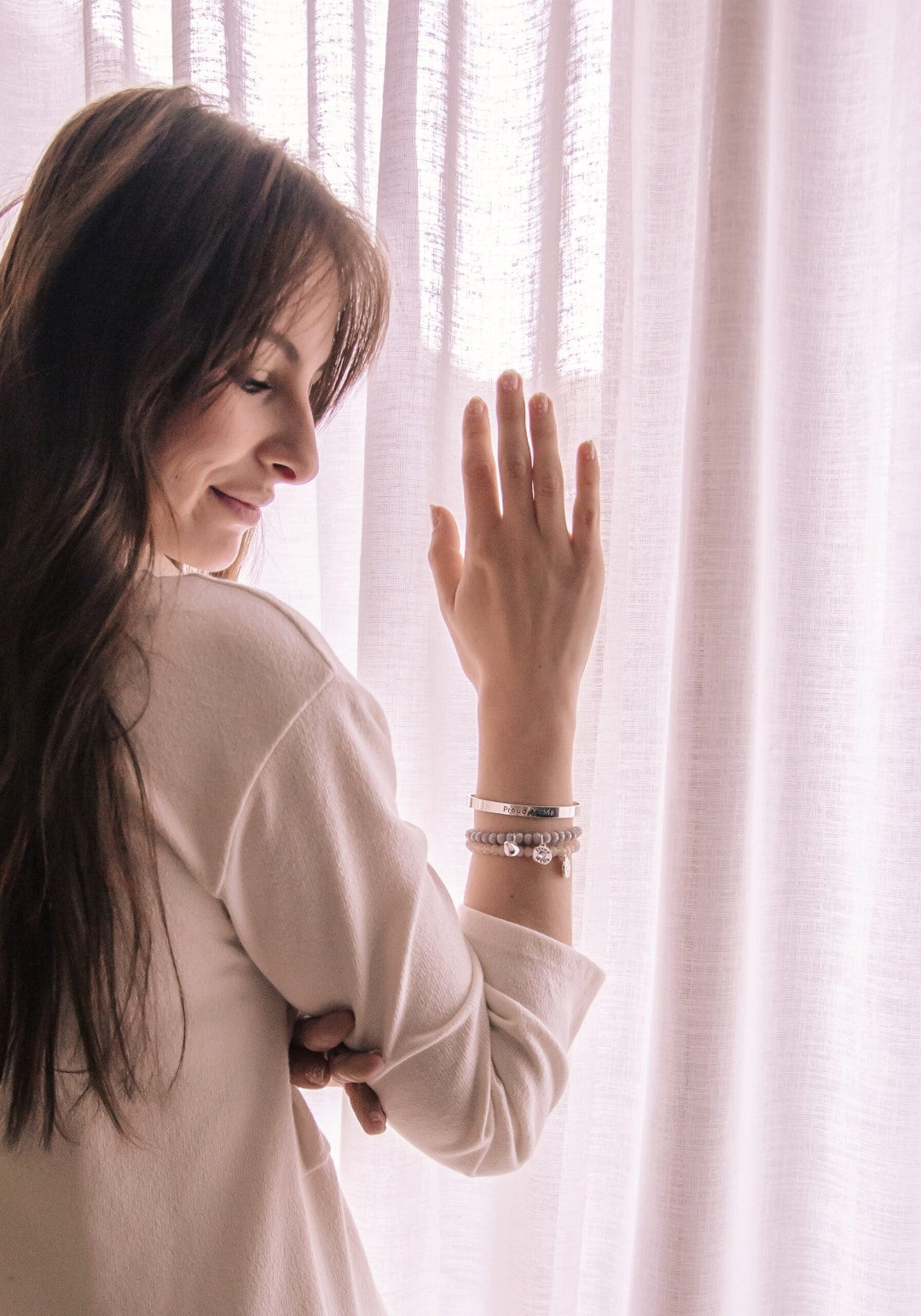 Proud Mama Βραχιόλι Χειροπέδα Mama Gold