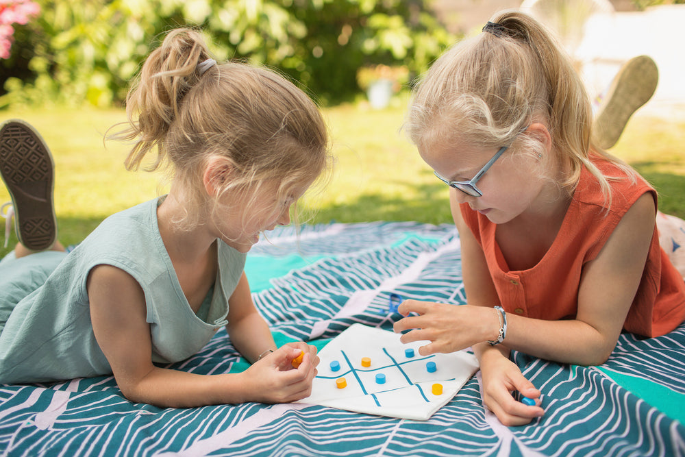 Bs Toys – Travel Games – 2 σε 1 Σκάκι/Τρίλιζα