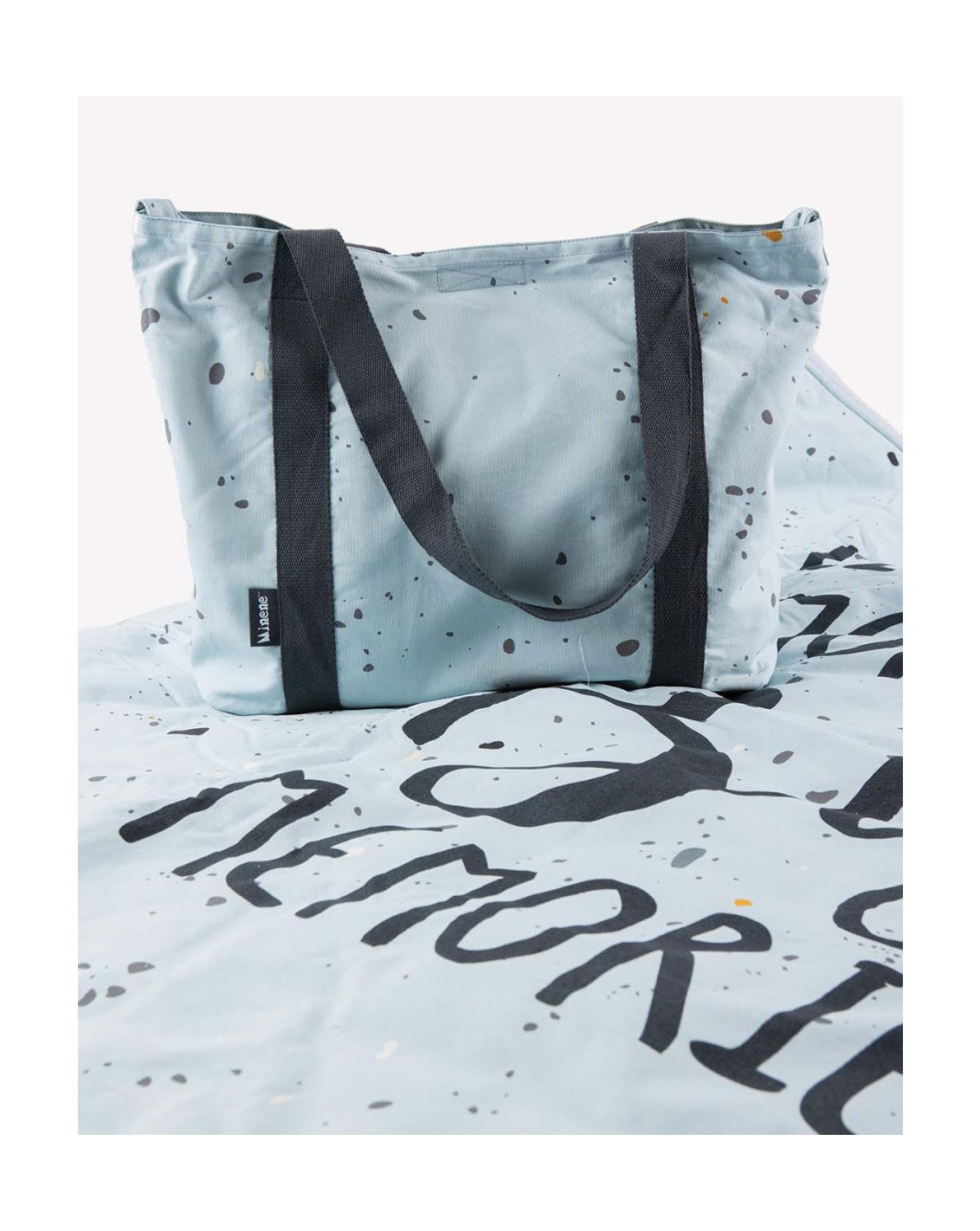 Minene – Picnic Blanket Memories