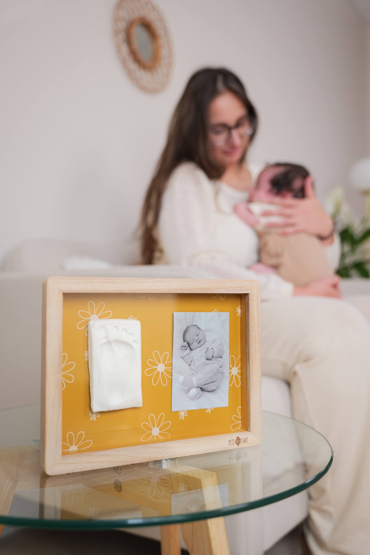Classic Frame - Daisy Ochre